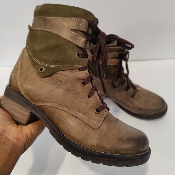 Dromedaris Women's Kara Boot - Picture 6 of 11